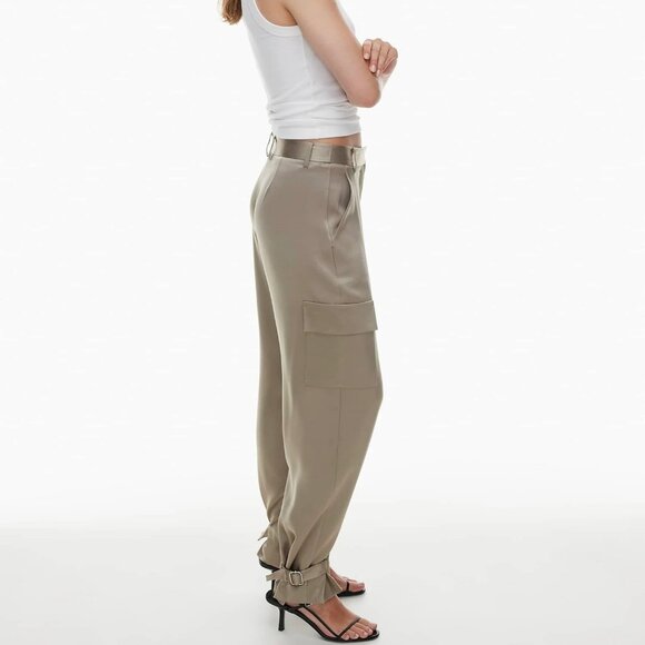 ARITZIA BABATON women's REFINED SATIN CARGO pants size 0 - Picture 1 of 8